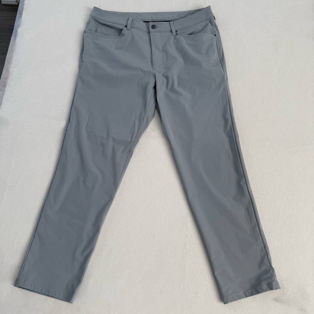 LULULEMON MENS ABC PANTS